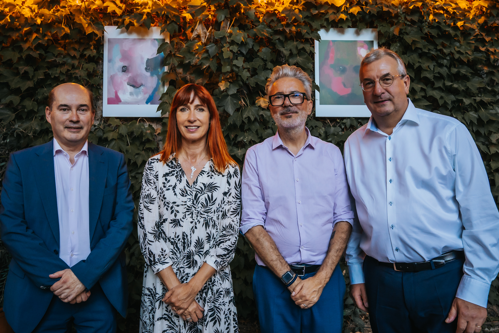 Marc Clairbois, Délégué général Wallonie-Bruxelles à Paris, Pascale Delcomminette, Administratrice générale de WBI, Alain Cofino Gomez, Directeur du Théâtre des Doms et Pierre-Yves Jeholet, Ministre-Président de la Fédération Wallonie-Bruxelles ©️ J. Van Belle - WBI