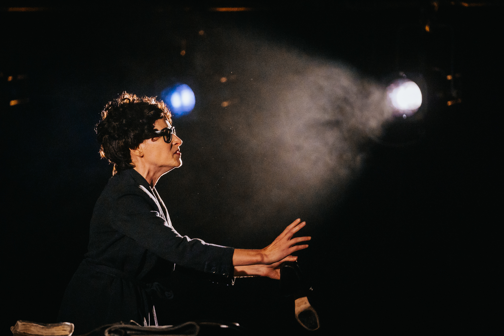 « Tout ça pour l’amour » de Edwige Baily et Julien Poncet ©️ J. Van Belle - WBI