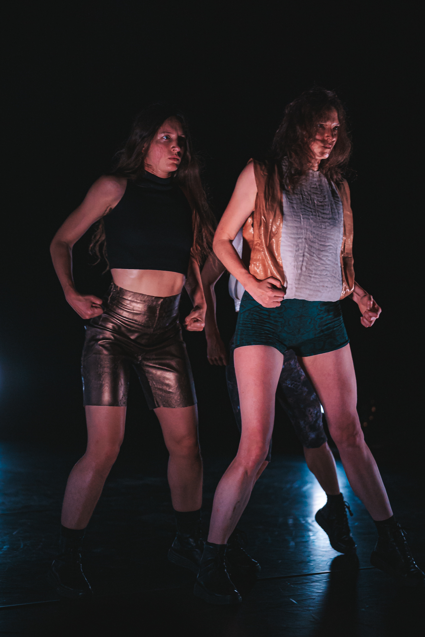« Forces » de Leslie Mannès, Thomas Turine et Vincent Lemaître ©️ J. Van Belle - WBI