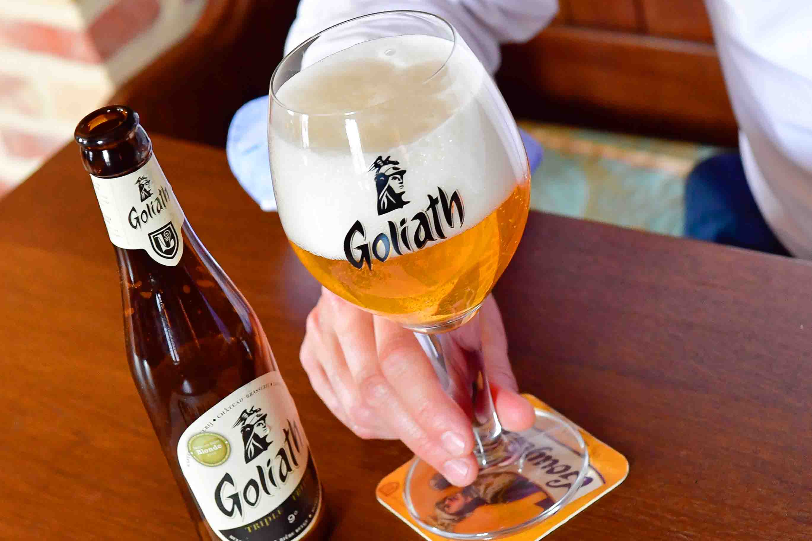La Goliath, bière blonde - Brasserie des Légendes (c) beertourism