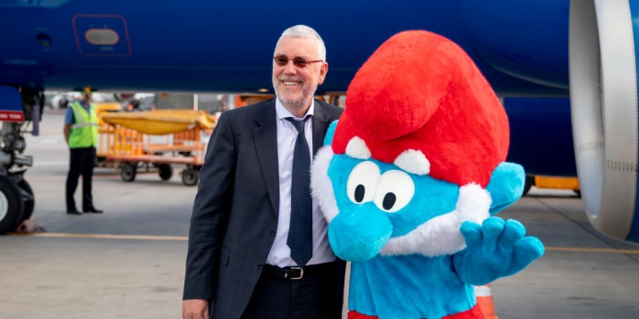 Arrivée d'Aérosmurf à Moscou