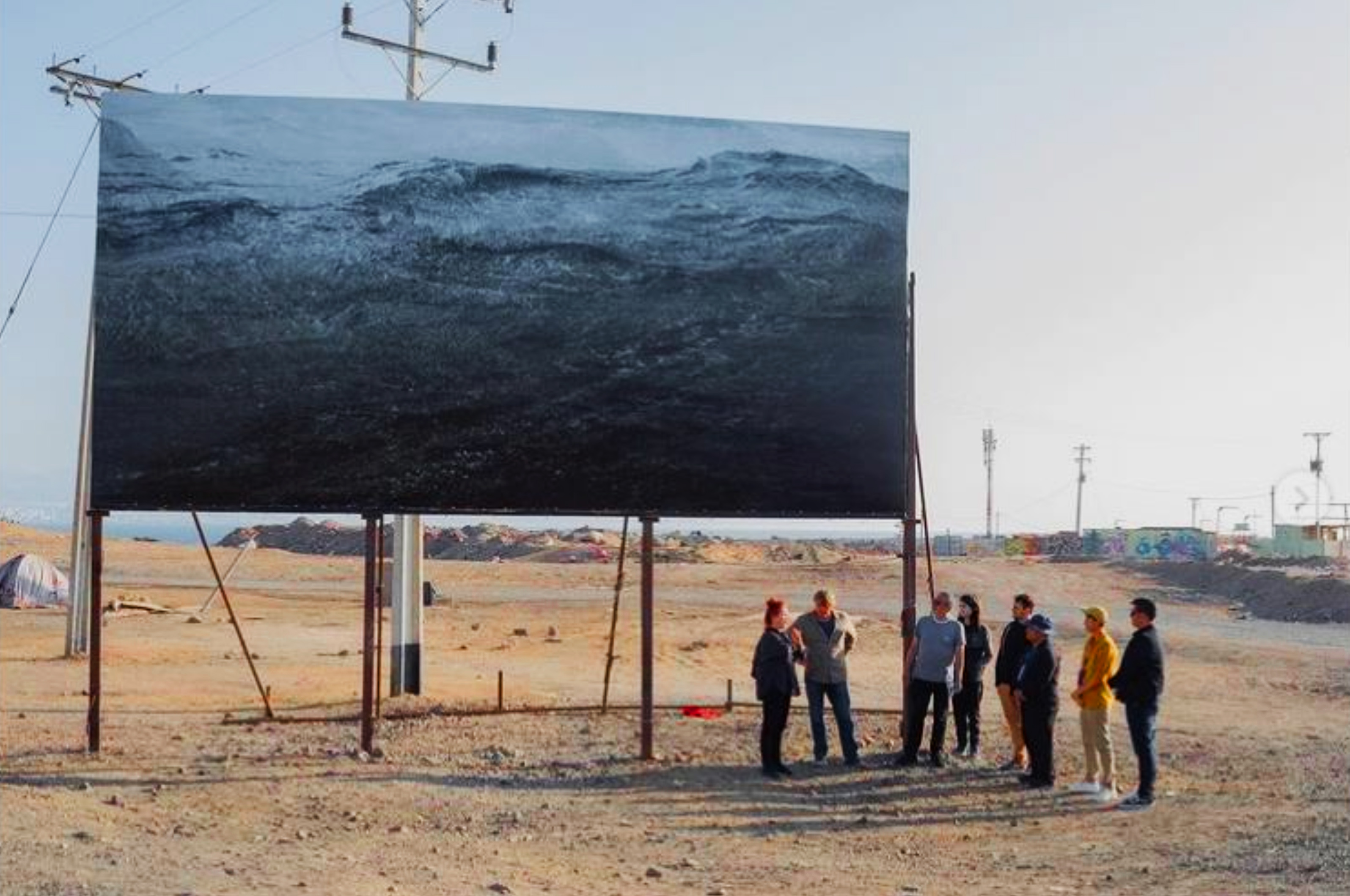 © Saco - Inauguration à la biennale d’art contemporain SACO (Antofagasta, Chili) de l’intervention d’Alexandre Christiaens. En place du 25 octobre 2021 jusqu’à la destruction totale de l’œuvre par causes naturelles