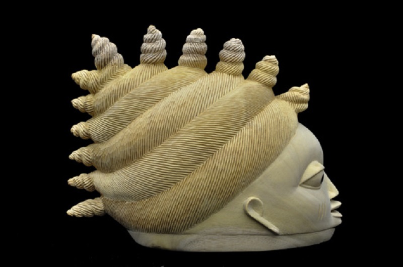Sculpture masque de Kifouli Dossou  © Charles Placide Dossou 