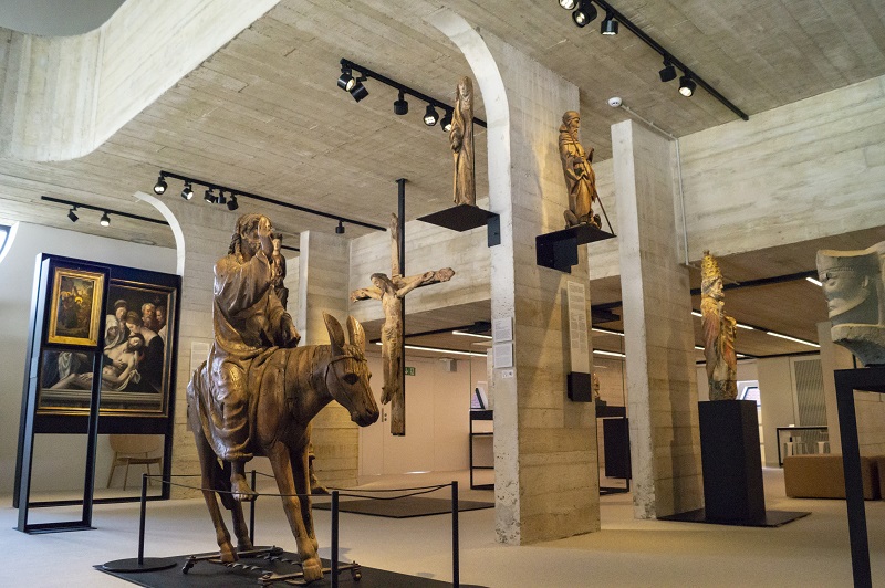(c) FTWB-Musée L (c) FTWB-Musée L