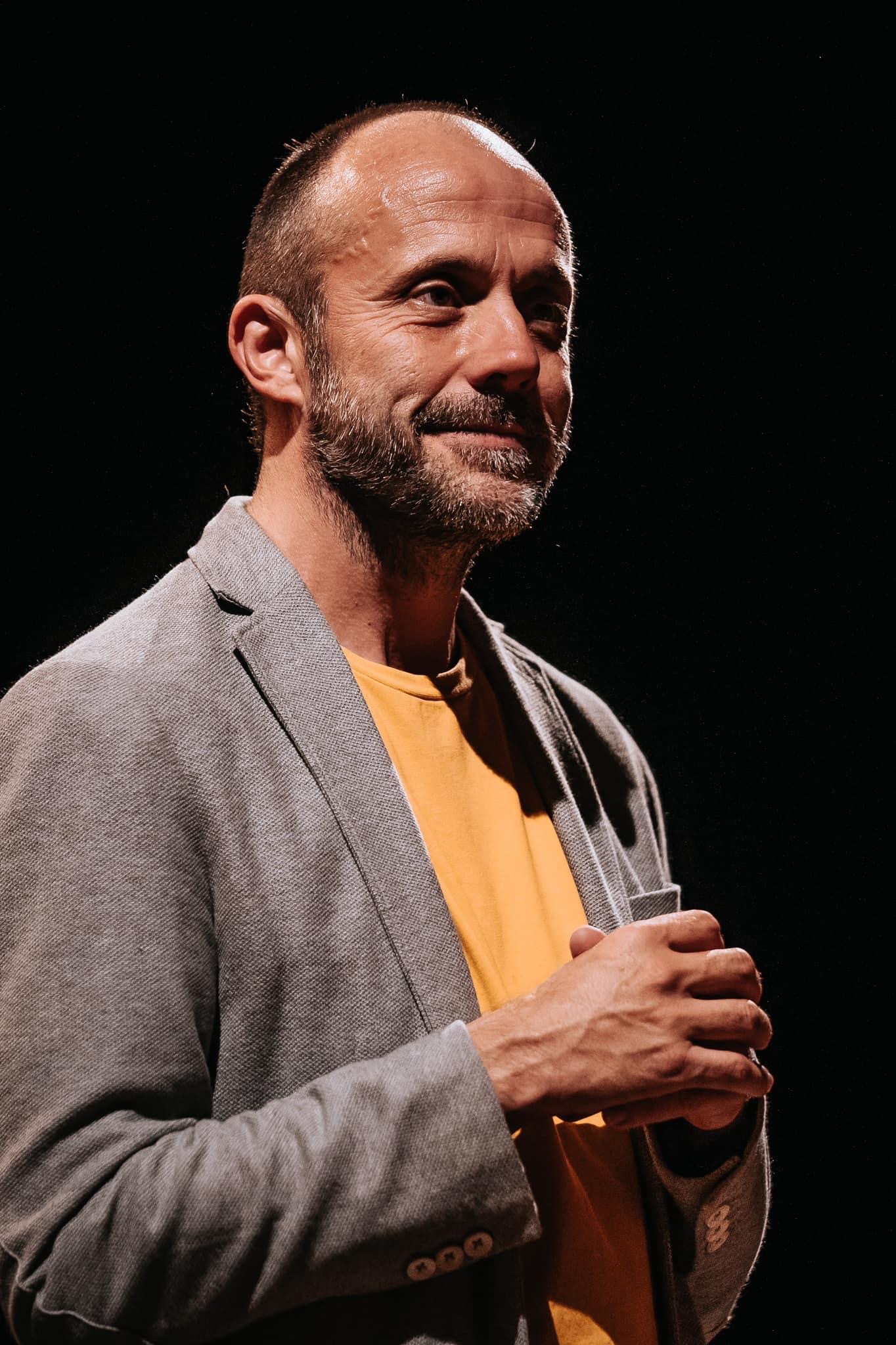 « Un silence ordinaire » par l’Inti Théâtre ©️ J. Van Belle - WBI « Un silence ordinaire » par l’Inti Théâtre