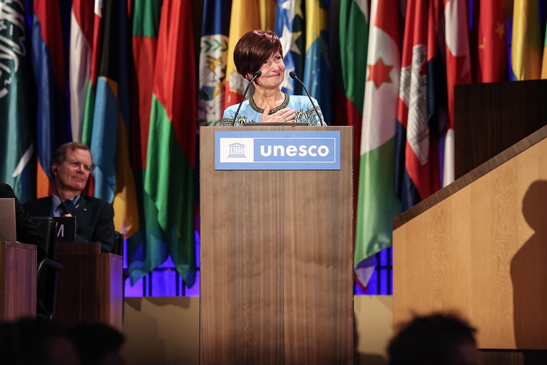 Simona Miculescu Déléguée permanente de Roumanie et Présidente de la Conférence (c) UNESCO Simona Miculescu Déléguée permanente de Roumanie et Présidente de la Conférence (c) UNESCO