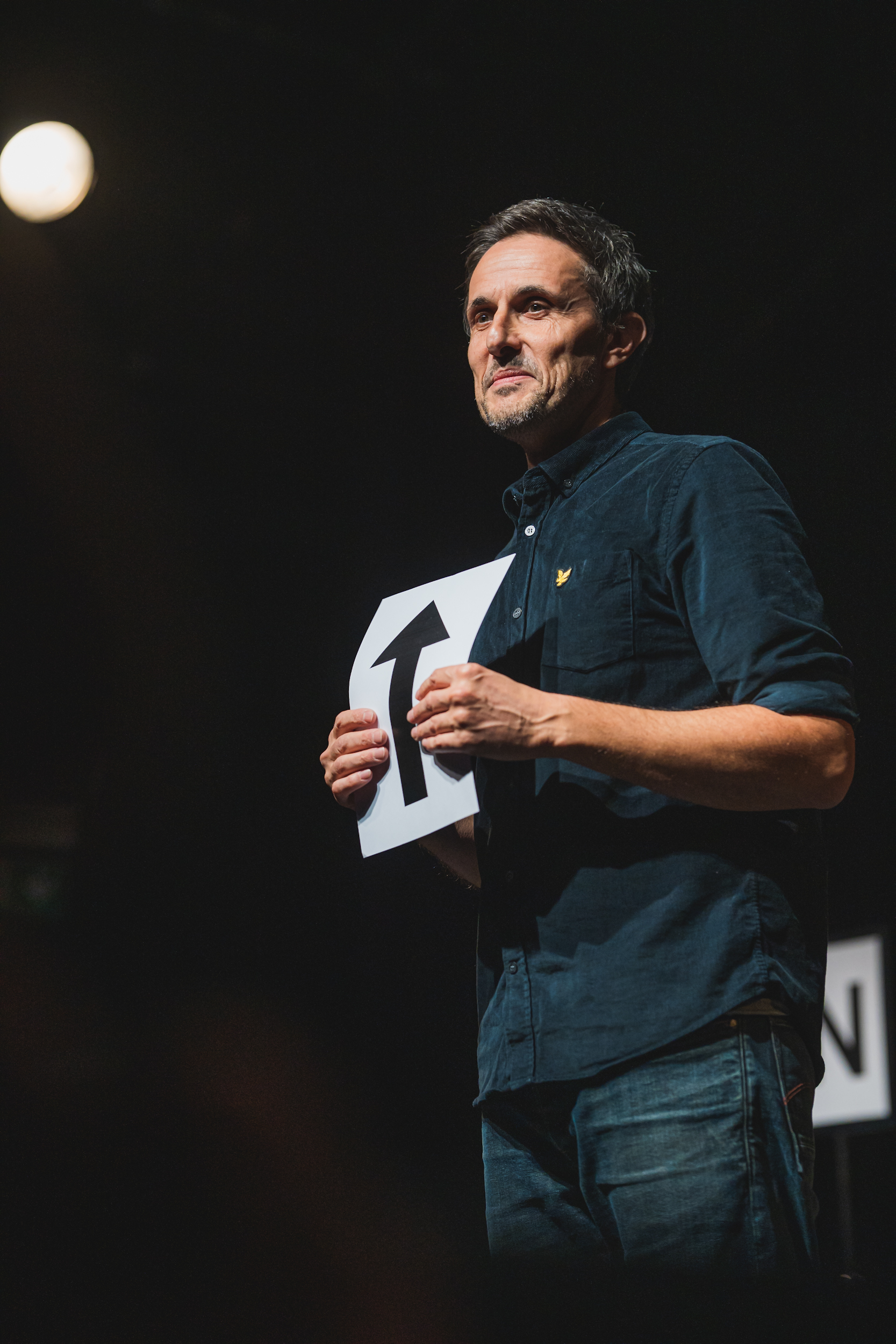 « Kevin » par Arnaud Hoedt et Jérôme Piron ©️ J. Van Belle - WBI « Kevin » par Arnaud Hoedt et Jérôme Piron
