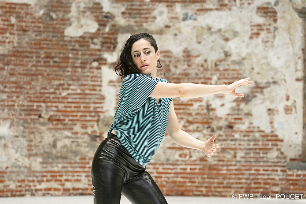 "Rain" par Meytal Blanaru (c) Jean Poucet - FWB "Rain" par Meytal Blanaru (c) Jean Poucet - FWB