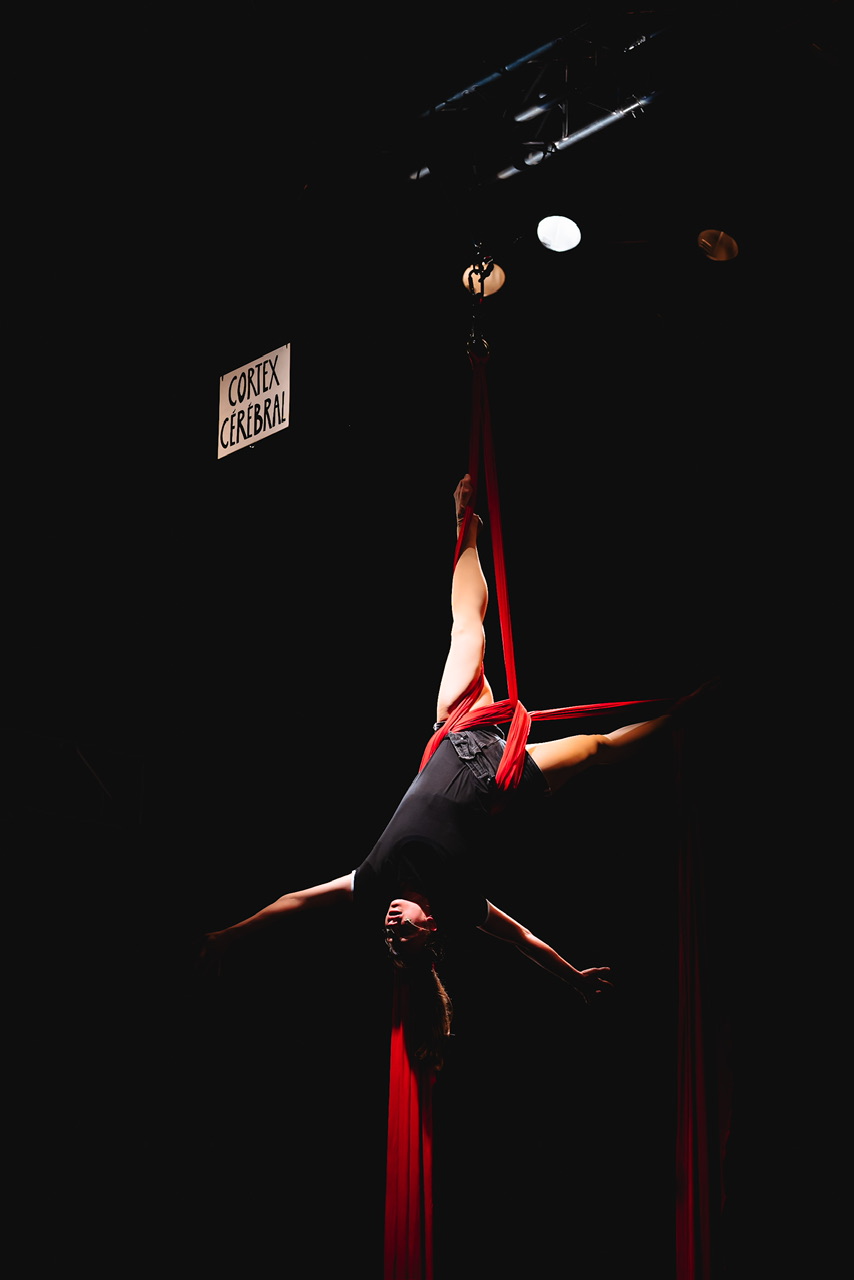 « Le Solo » de Lucie Yerlès et Gaspar Schelck ©️ J. Van Belle - WBI « Le Solo » de Lucie Yerlès et Gaspar Schelck
