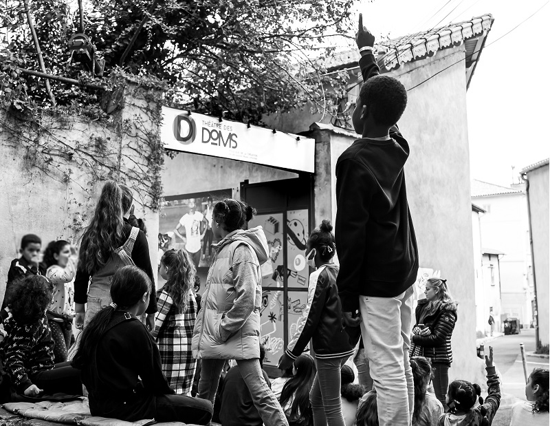 (c) J. Van Belle - WBI Théâtre des Doms