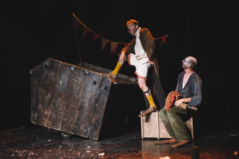 "in petto" par la Compagnie OKIDOK © J. Van Belle - WBI