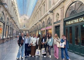 Photo de groupe des bénéficiaires de bourses DOCT IN accueillies par Wallonie-Bruxelles Campus